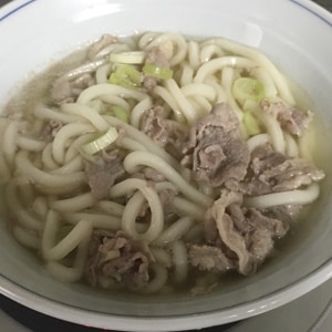 めんつゆで簡単！肉うどん♪